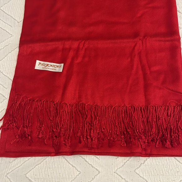 Brand New Red Pashmina Scarf - Picture 5 of 6